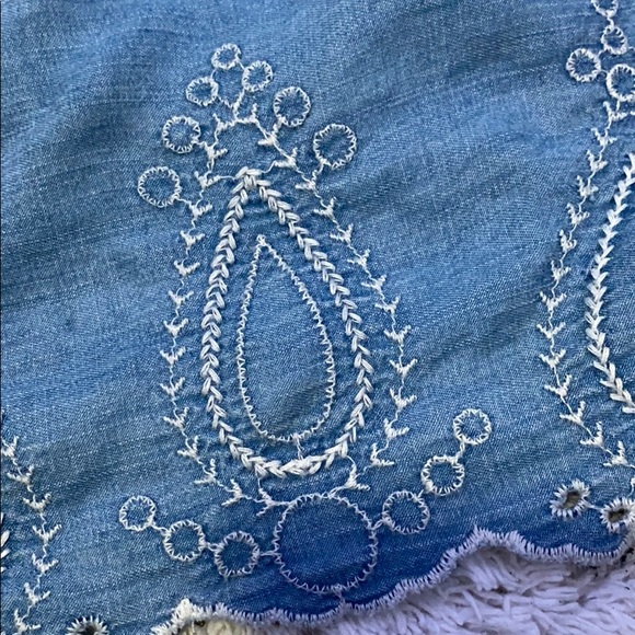 Off the shoulder blouse - Picture 2 of 2